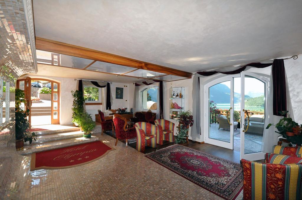 Hotel Olympia Molveno Eksteriør billede